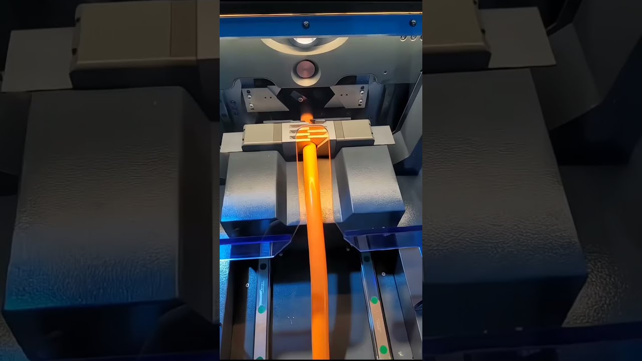 Mehrschichtige Schirmkabel-Verarbeitungsmaschine: Schichten abisolieren, Metallgeflecht schneiden & umklappen | #EV-Kabelbaum-Ausrüstung