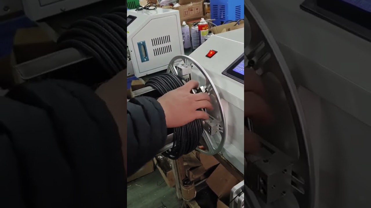 Hocheffiziente Drahtwickel-, Bind- und Bündelmaschine