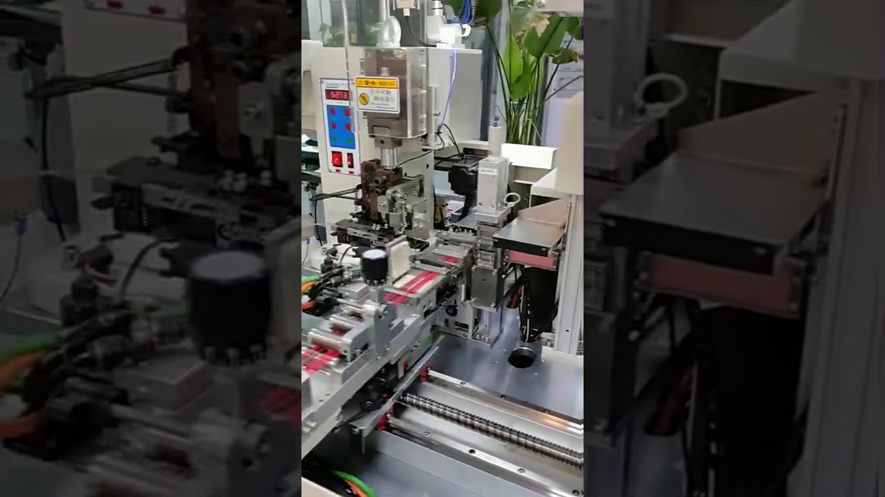 Automatische Mehrdraht-Einfügemaschine für Steckergehäuse WPM DPW12
