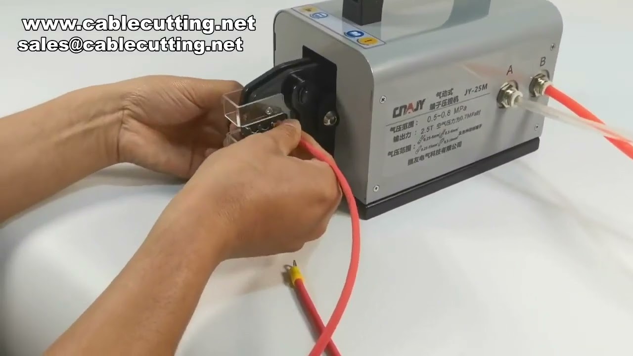 Vielseitiger pneumatischer Crimper mit auswechselbaren Matrizen für Kabelanschlüsse