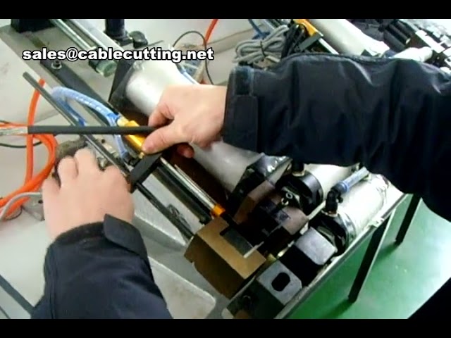 Automatische Kabel-Schneid- und Abisolier-Maschine – Präzise & Effizient