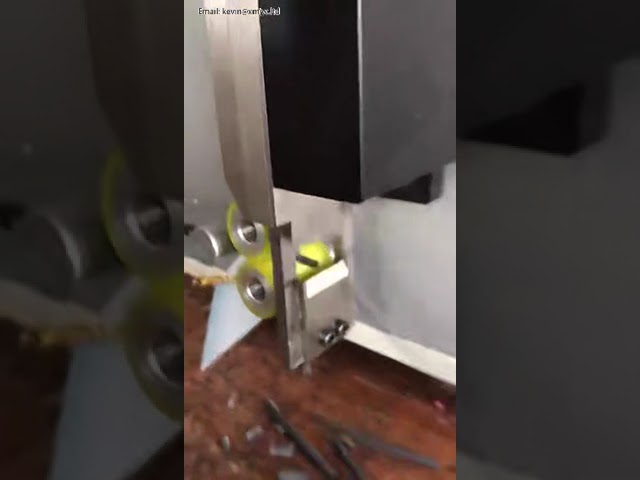 SWT-508-QG: Automatische Rohrschneidemaschine für PVC-Schläuche und Kabelhülsen – präzise & effizient
