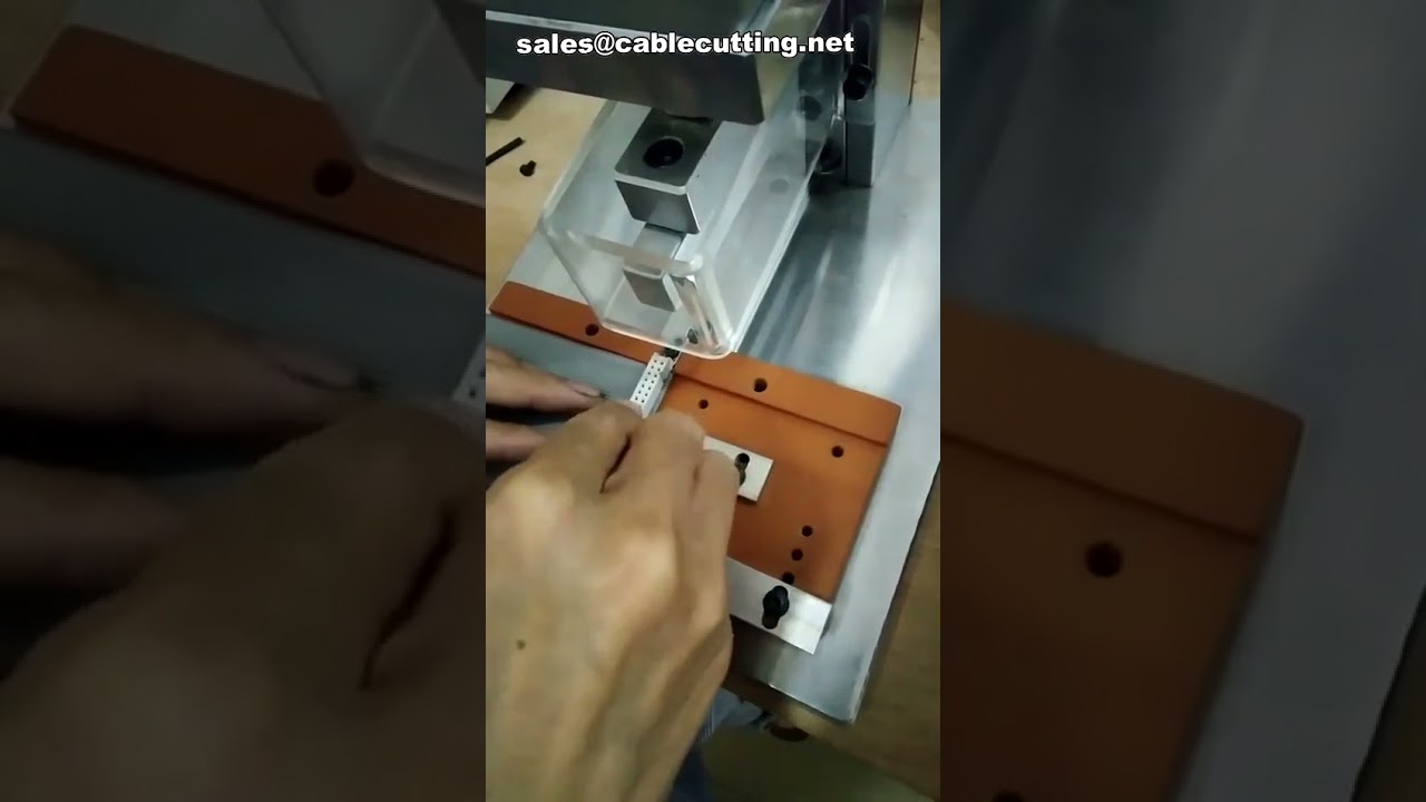 Automatische Crimpmaschine für IDC Flachbandkabel 2,54 mm – Präzise & Effizient