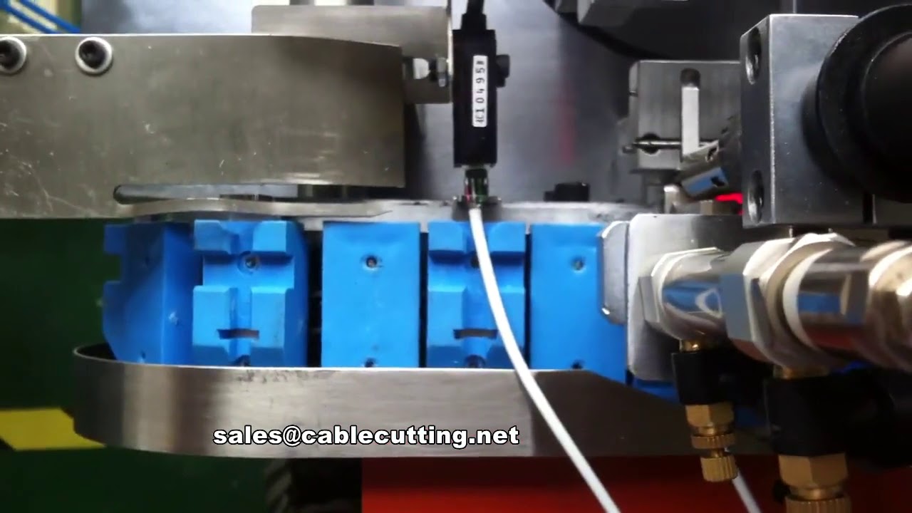 Automatische Lötmaschine für iPhone-Ladekabel: Präzision im Industrie-Einsatz