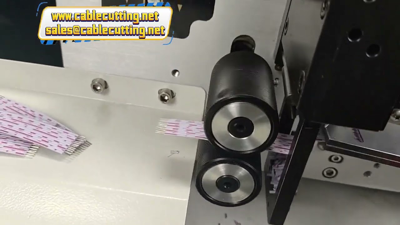 Präzisions-Kabelbearbeitungsmaschine: Schneiden, Abisolieren und Verdrillen von Flachbandkabeln (PVC)