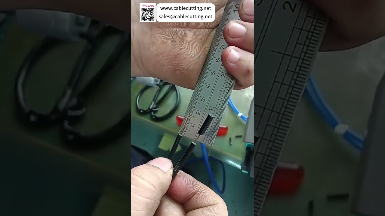 Doppeldraht-Spaltmaschine – 60mm Schneiden & 15mm Halbabisolieren für Flachkabelverarbeitung