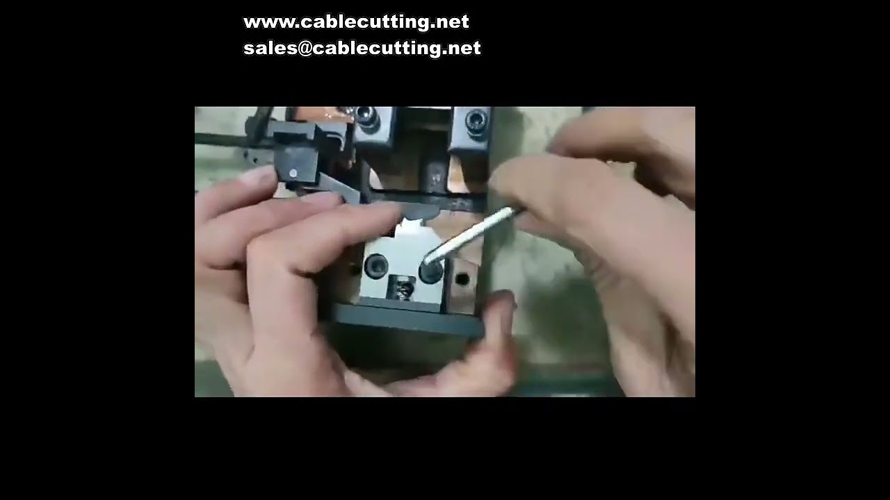 305 Pneumatic Wire Stripping Machine, 315 Stripping Machine & Stripping Knife Sheath