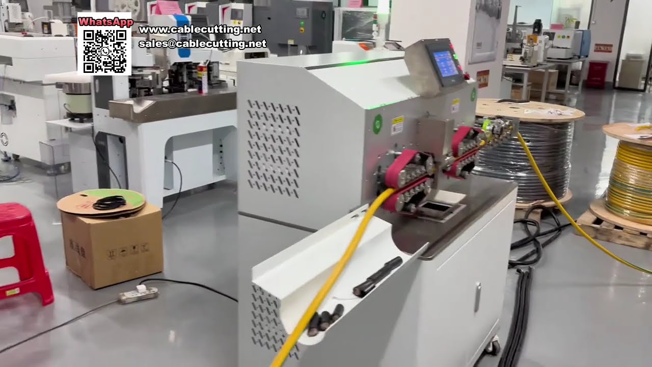Vollelektrische computergesteuerte Drahtschneide- und Abisolieremaschine für 150 mm² Kabel – Präzision & Effizienz