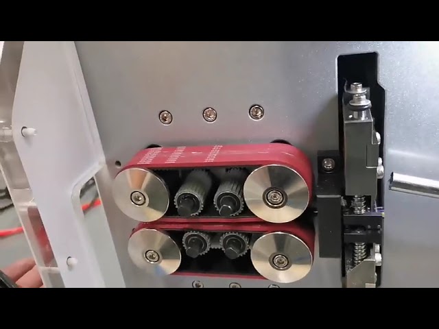 Hochleistungs-Automatik für Kabel bis 16 mm²: Abisolieren & Schneiden