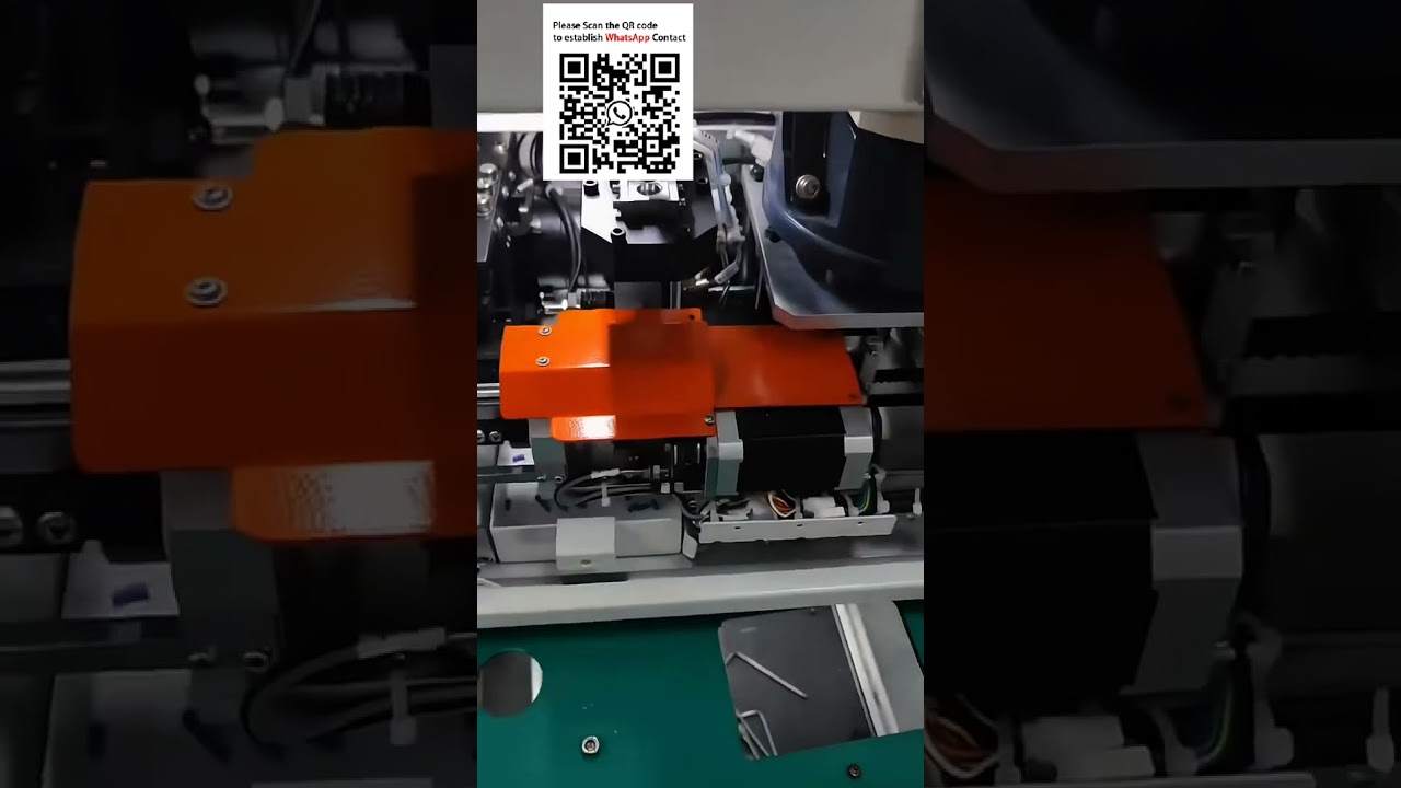 Automatische Abisolier- und Crimpmaschine für Rohrkabelschuhe mit 4-Punkt-Eindruck